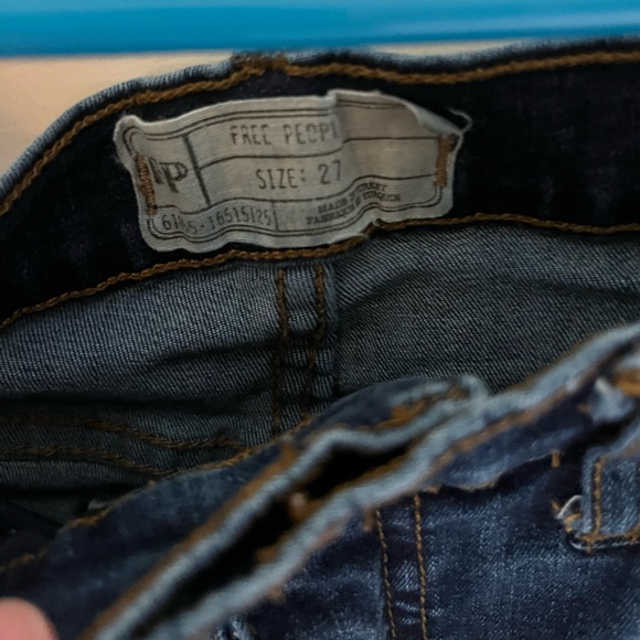 Free People Distressed Skinny Jeans - Picture 2 of 2